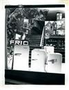 Publicidade das C.R.G.E. _ Salão de vendas da rua Garrett. Frigorificos _ 1958-08-11 _ FNI _ 15186 _ 52.jpg