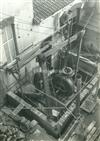 C.R.G.E. - Fábrica de Gás de Belém  _ Vila Correia - Montagem de um sobrepressor _ 1943-02-01 _ Kurt Pinto _ 15136 _ 36.jpg