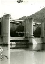 Aproveitamento hidroeléctrico da Valeira _ Comportas dos descarregadores de cheias_454.jpg
