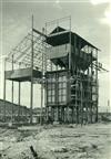 C.R.G.E. - Fábrica de gás da Matinha _ Fornos. Montagem da estrutura metálica _ 1939-10-14 _ Kurt Pinto _ 15139 _ 62.jpg