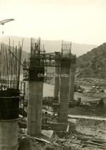 Aproveitamento hidroeléctrico da Valeira _ Montagem dos pilares da ponte da Ferradosa_391.jpg
