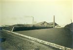 C.R.G.E. - Fábrica do Gás de Belém _ Vista parcial da fábrica e armazéns de carvão verde _ 1938_ Kurt Pinto _ 15135 _ 7.jpg